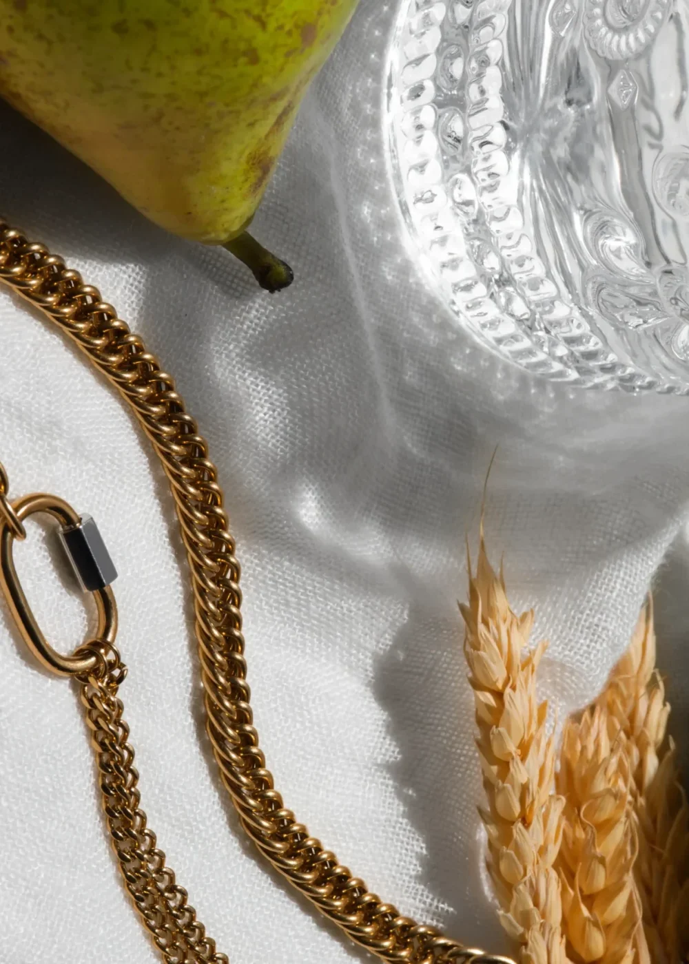 high angle gold chains pears 11zon 11zon